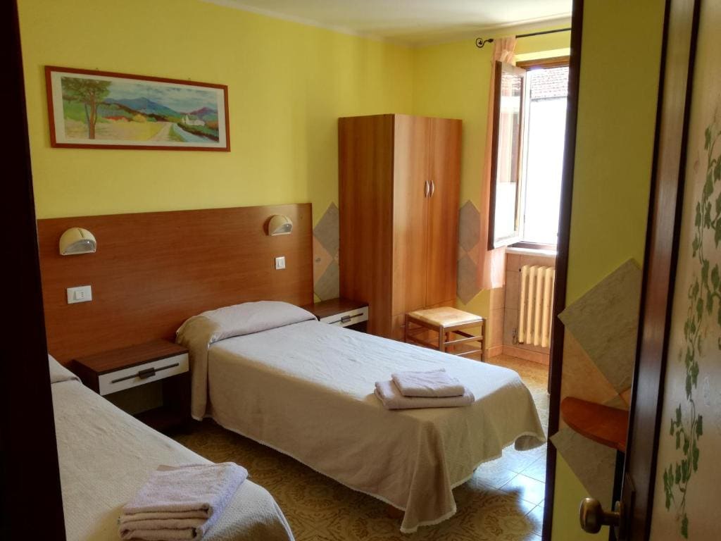 Double or Twin Room room - Image 3