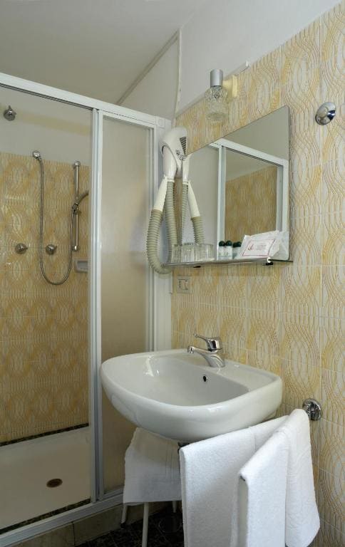 Economy Double Room room - Image 1