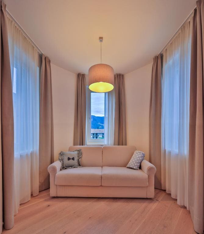 Superior Quadruple Room room - Image 2