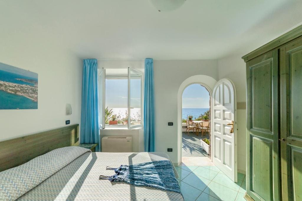 Double or Twin Room - Ground Floor room - Image 2