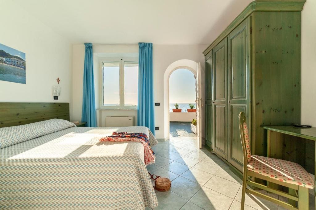 Studio - Ground Floor room - Image 1