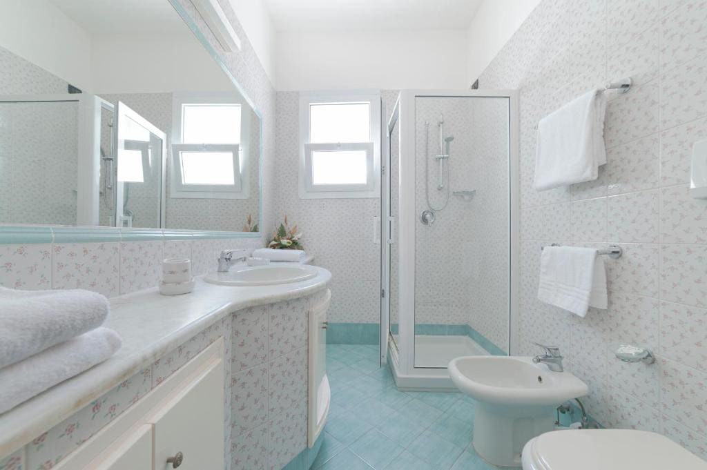 Two-Bedroom Apartment room - Image 1
