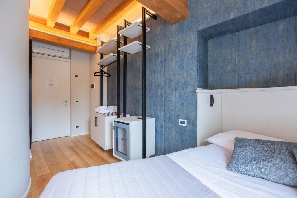 Standard Queen Room room - Image 1