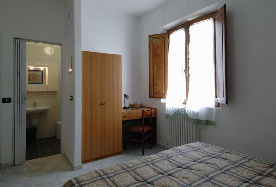 Standard Double Room room - Image 3