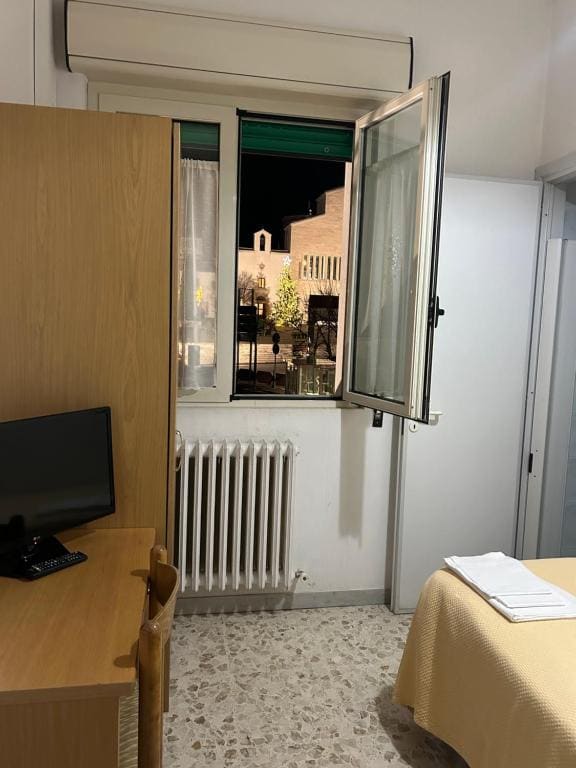 Single Room room - Image 2