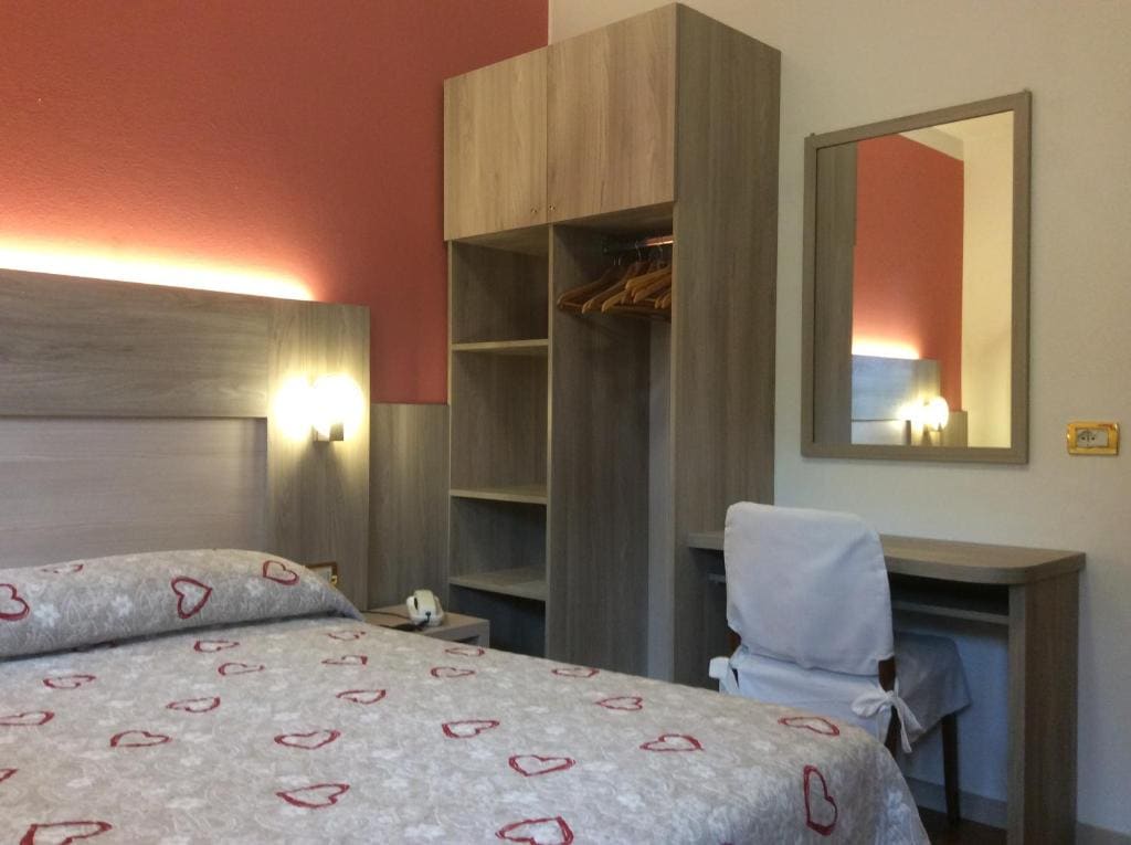 general room - Image 3