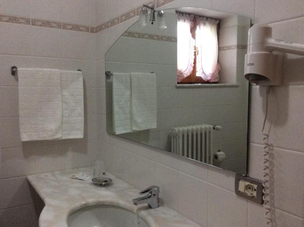 Triple Room with Balcony room - Image 3