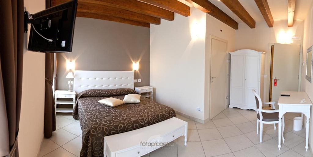 Double Room room - Image 3