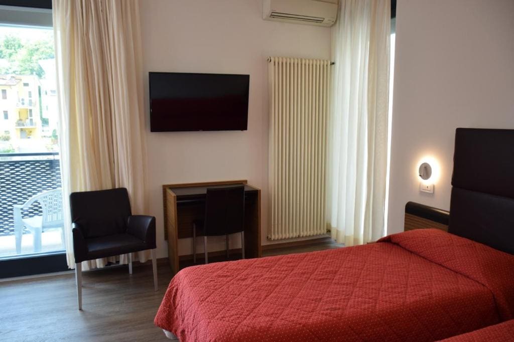Twin Room room - Image 3