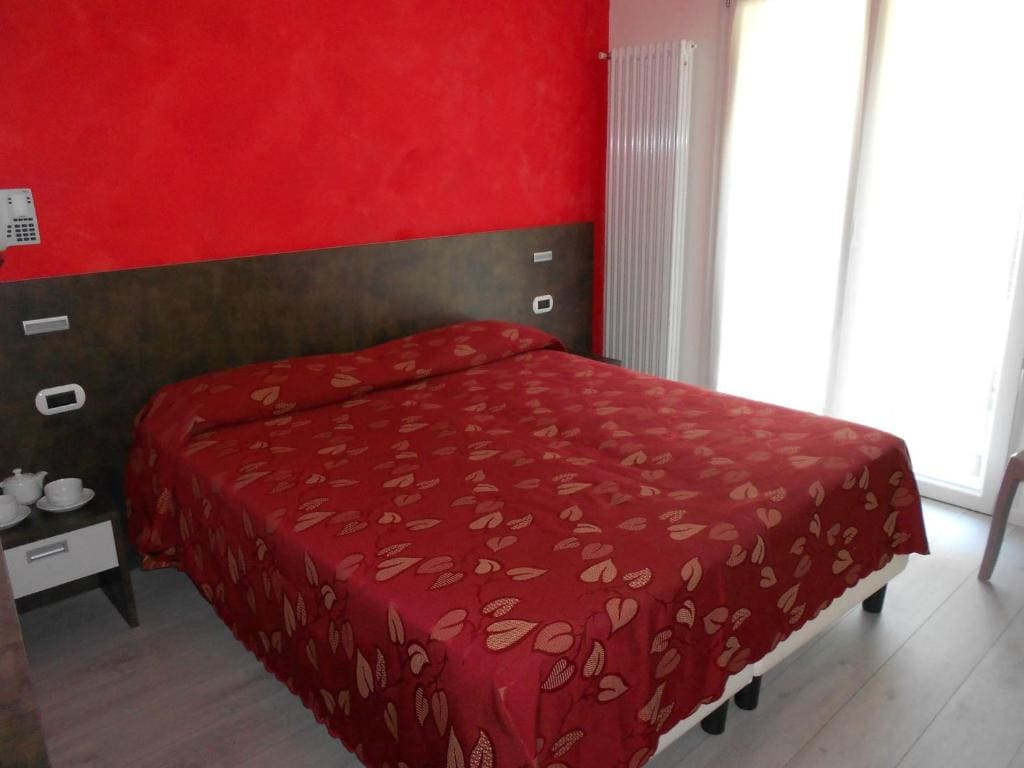 Economy Double Room room - Image 1