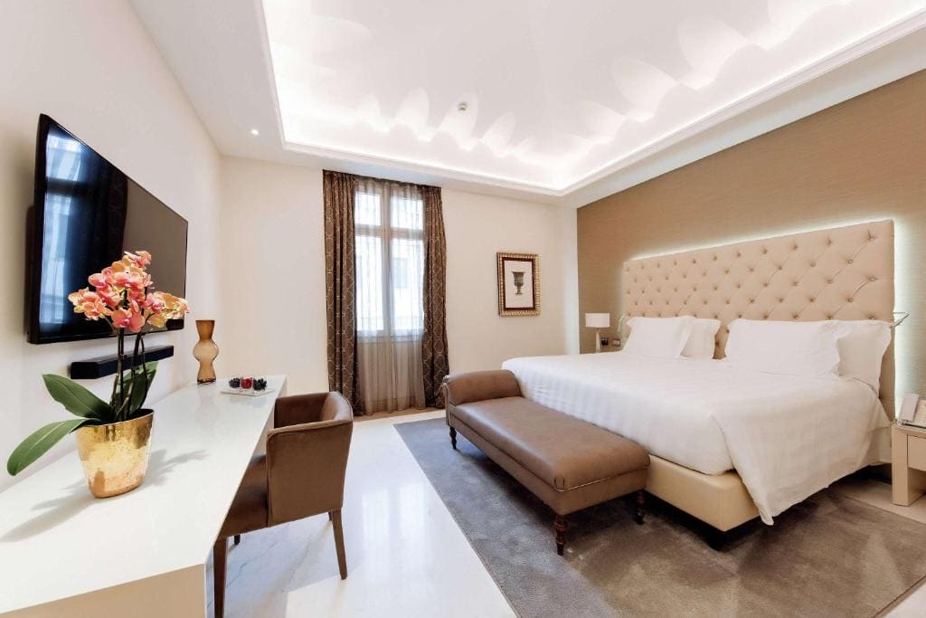 Prestige King Room room - Image 1