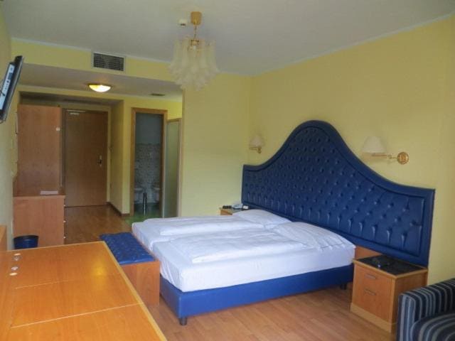 Standard Double Room room - Image 3
