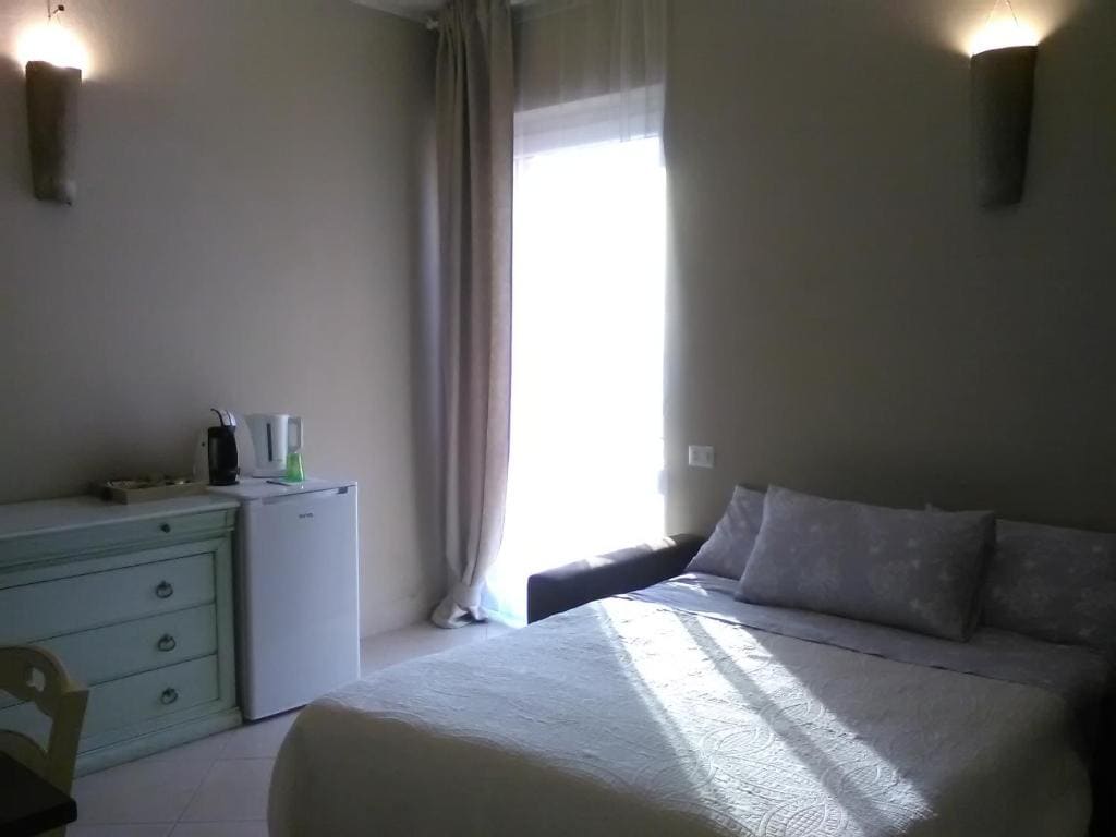 Double Room with Private Bathroom room - Image 1