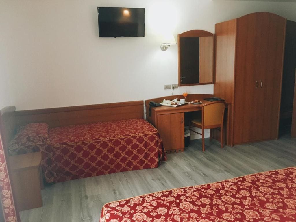 Triple Room room - Image 2