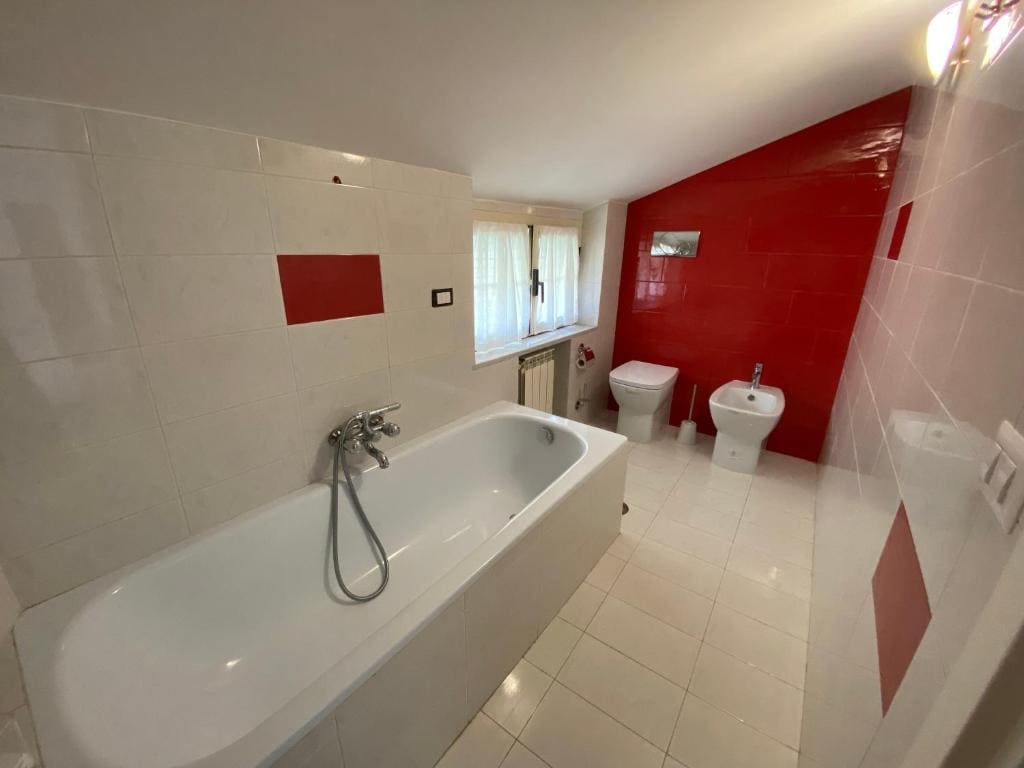 Deluxe Triple Room room - Image 3