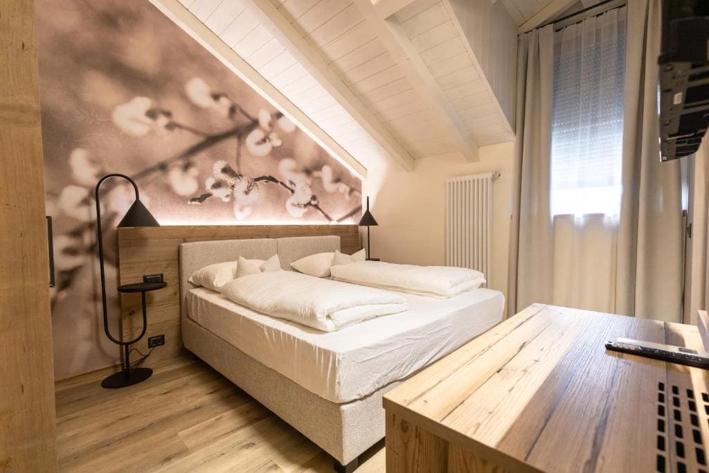 Superior Double Room room - Image 3