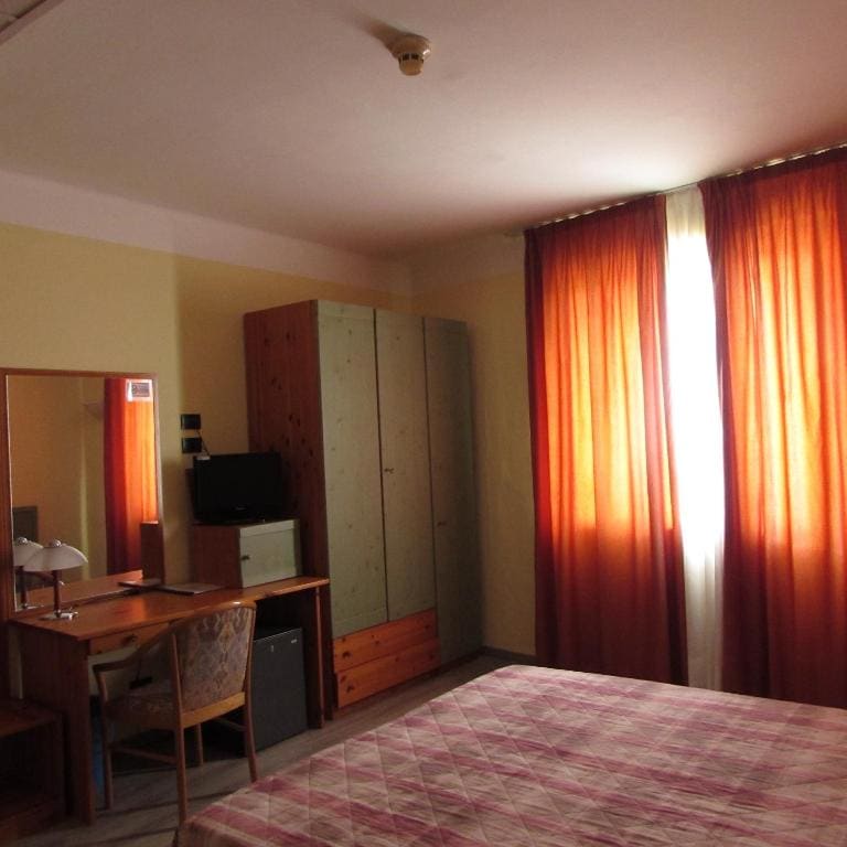 Double Room - Disability Access room - Image 1