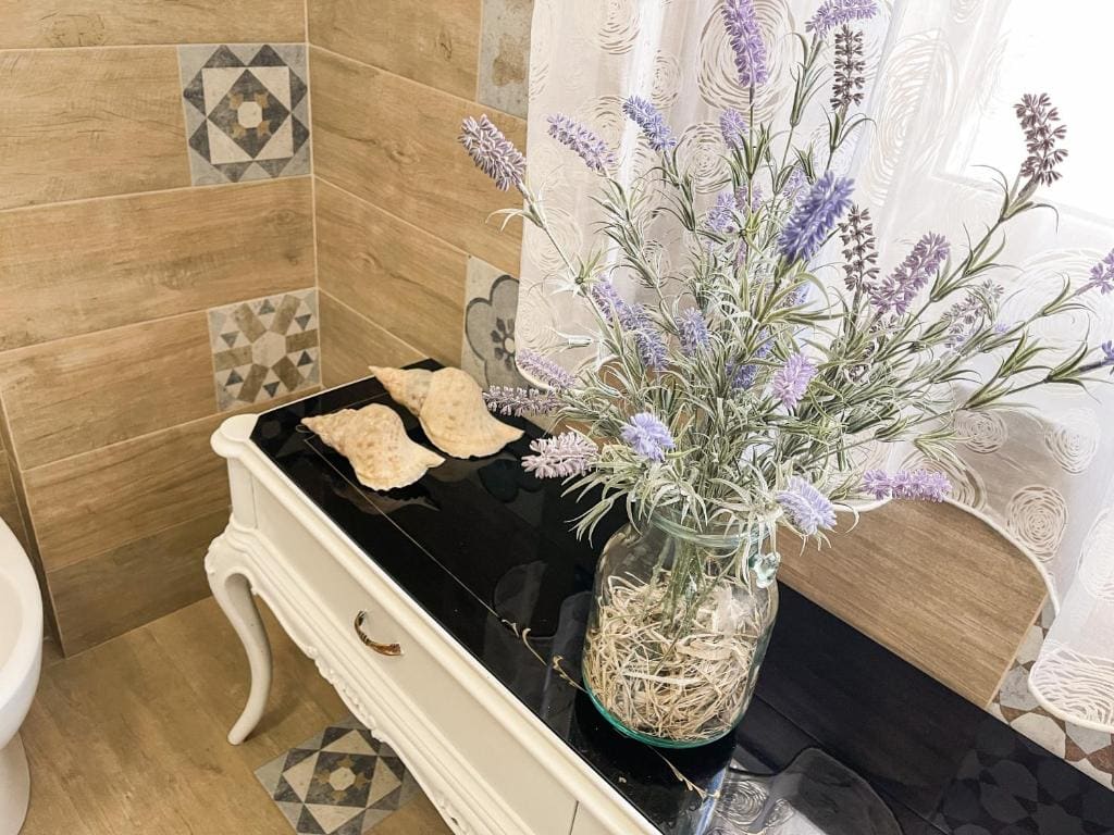 Double Room with Private Bathroom room - Image 2