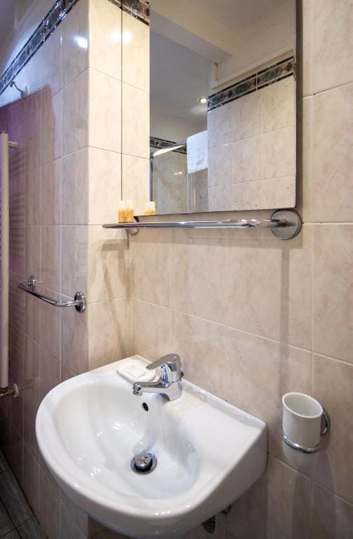 Standard Double Room room - Image 1