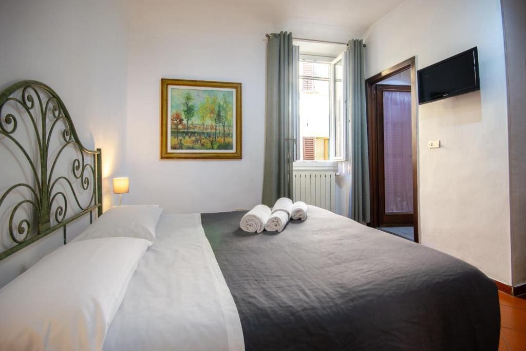 Standard Double Room room - Image 3