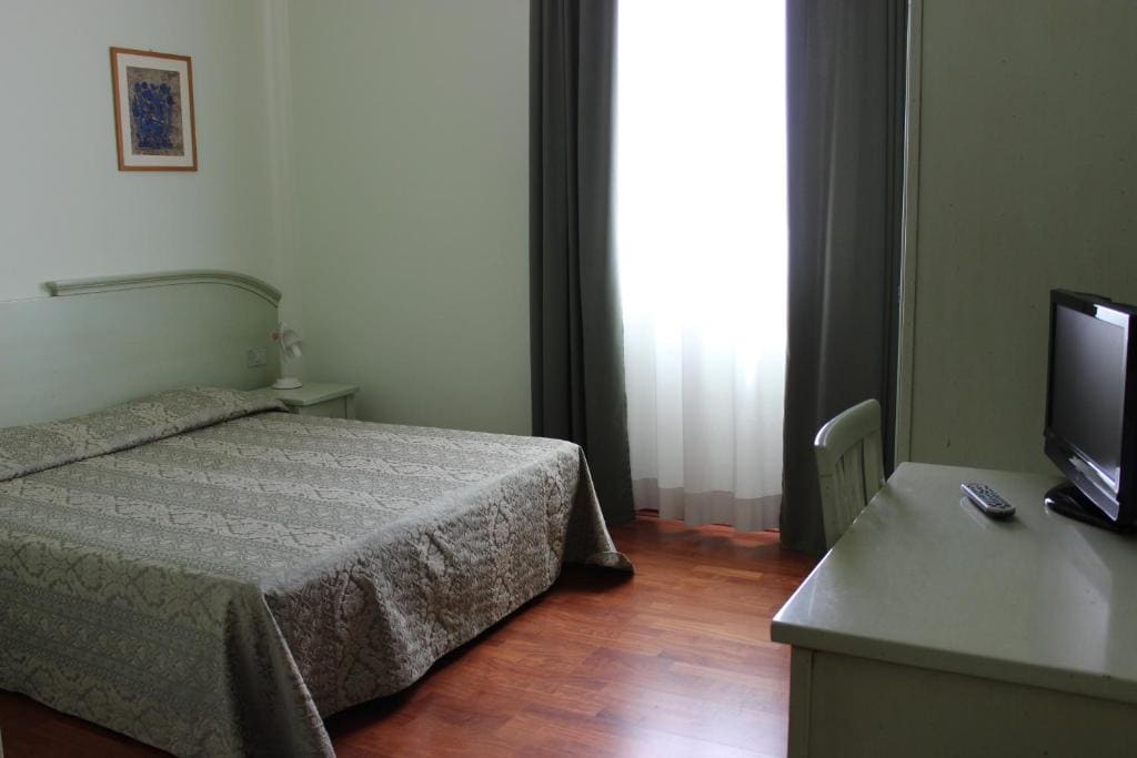 Twin/Double Room room - Image 3