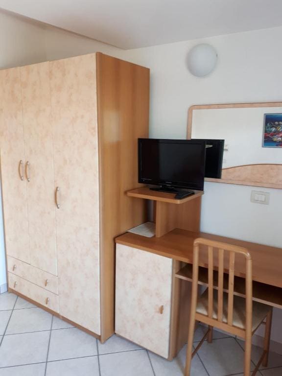 Economy Double Room room - Image 1