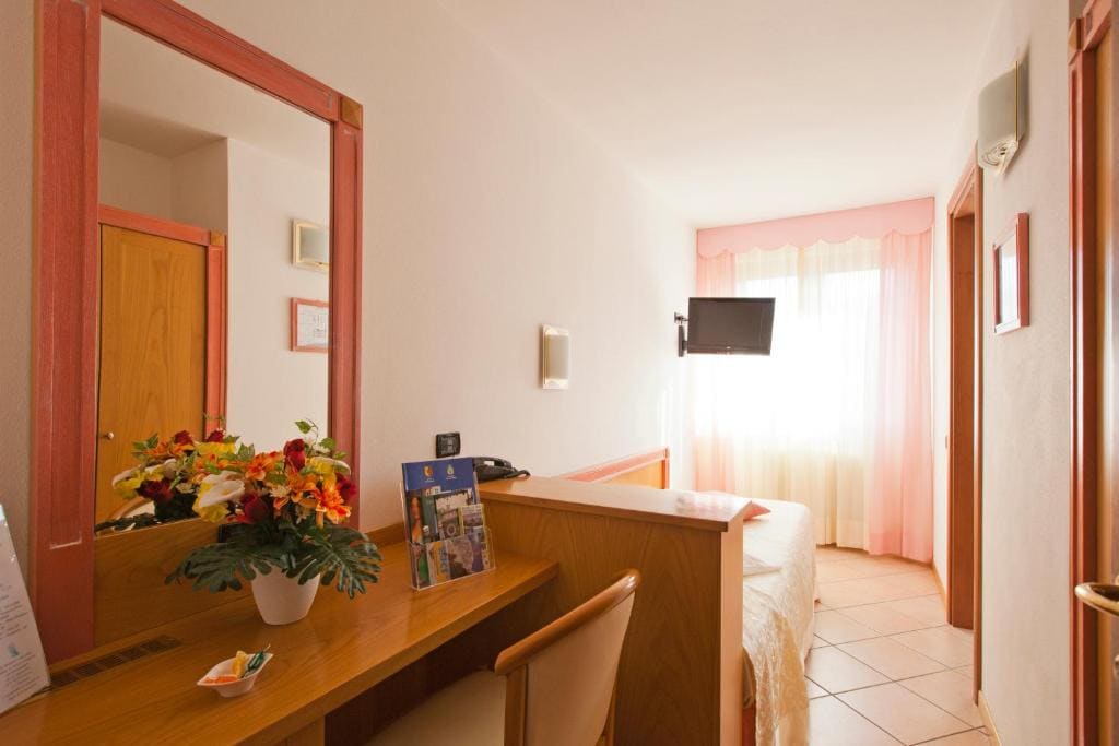 Single Room room - Image 2