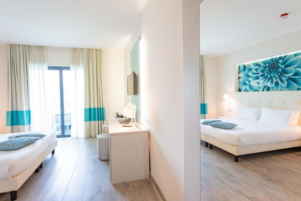 Superior Double Room room - Image 1