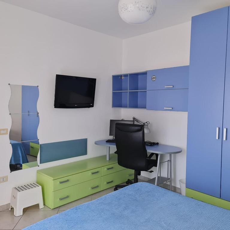 Double Room with Shared Bathroom room - Image 1