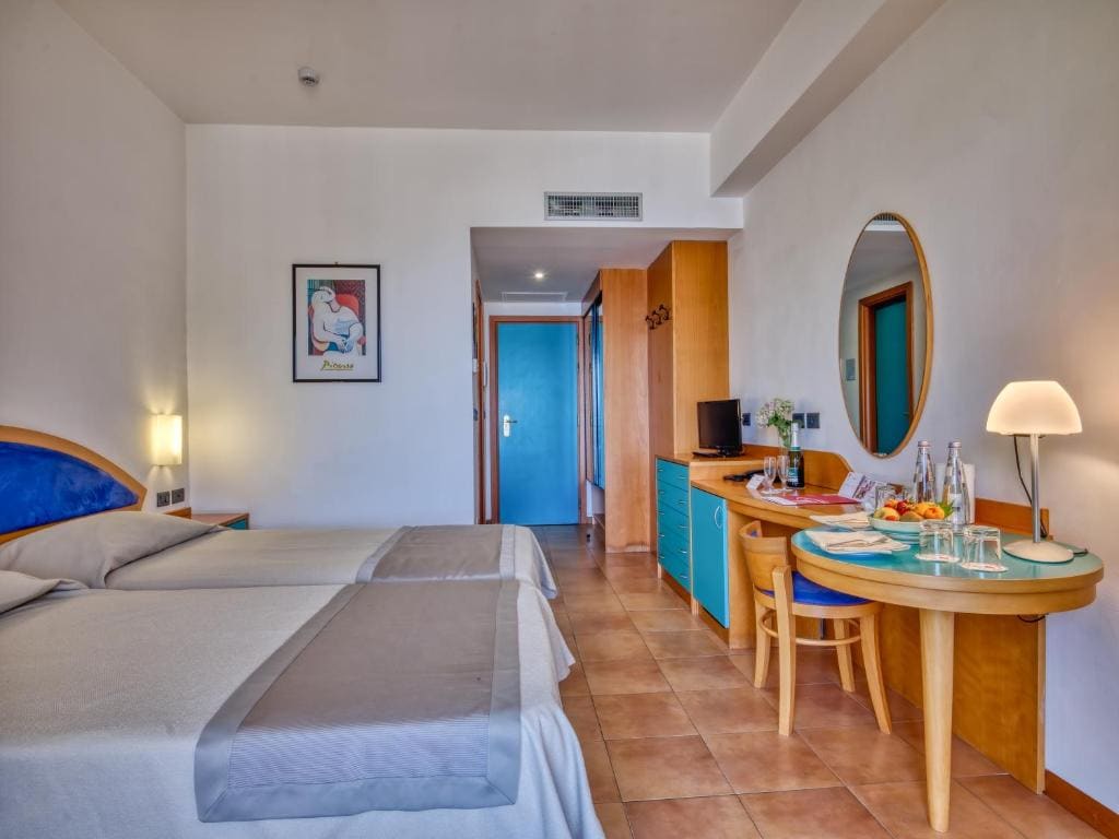 Standard Double/Twin Room room - Image 1