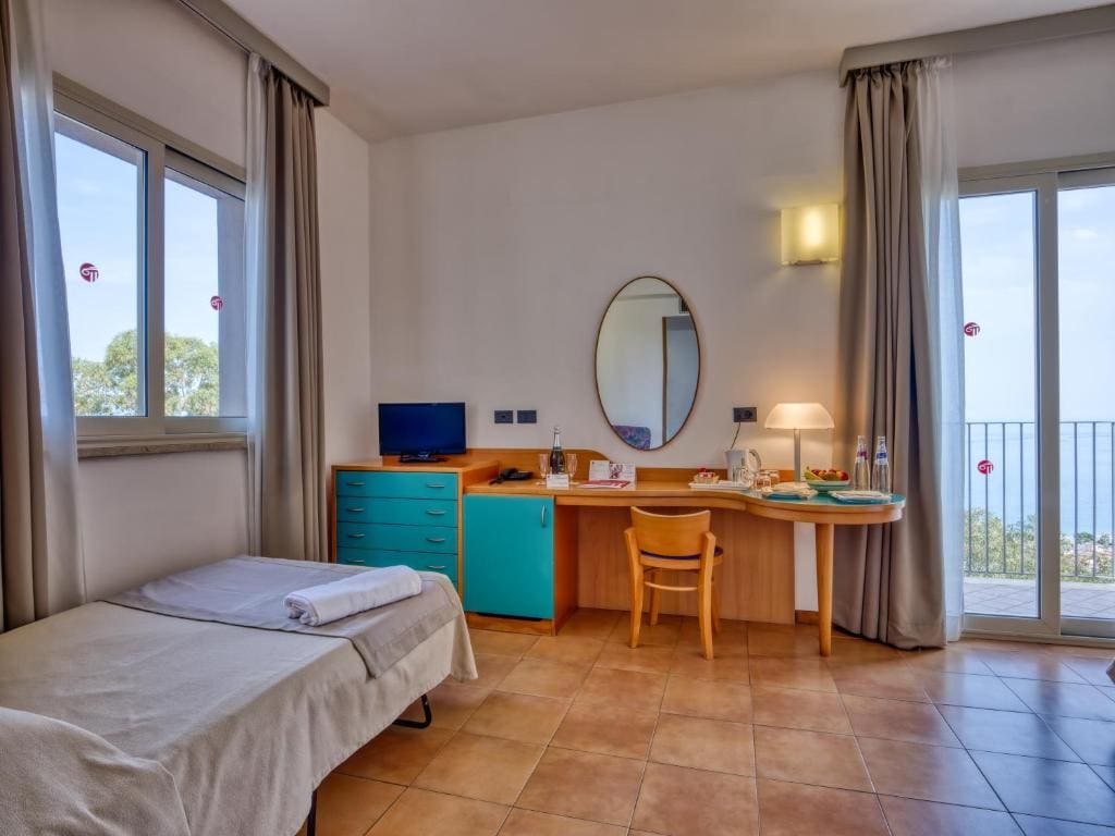 Triple Room room - Image 3