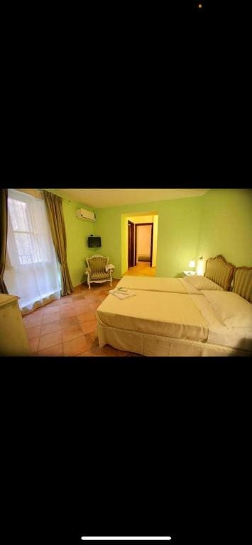 Comfort Triple Room room - Image 1