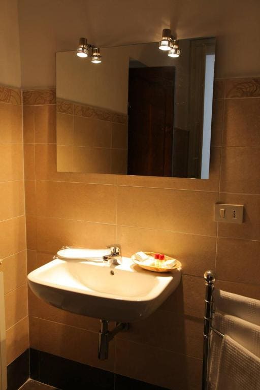 Double Room room - Image 2