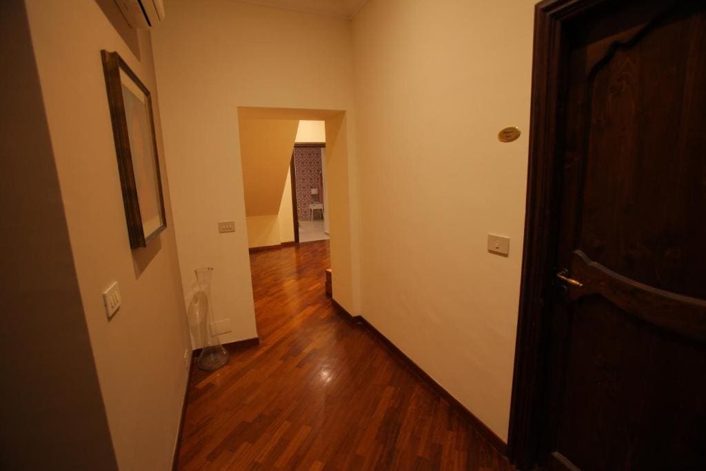 Superior King Room room - Image 1