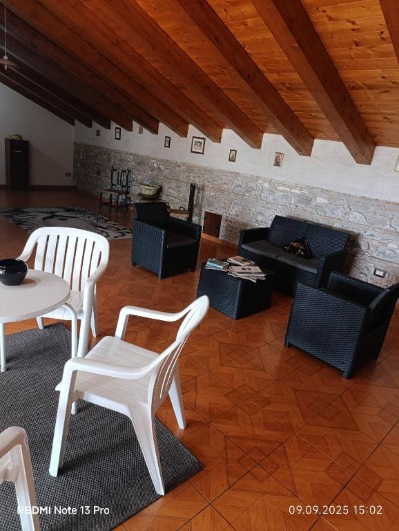 Deluxe Double or Twin Room room - Image 2