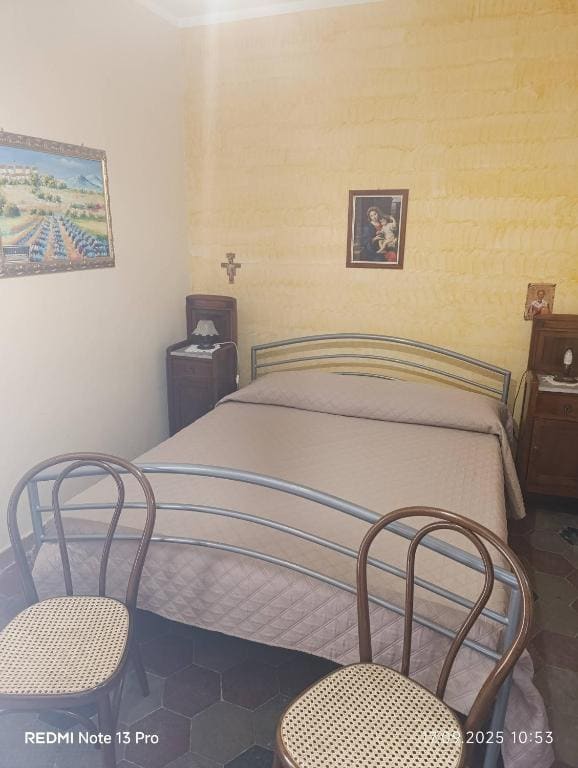 Deluxe King Room room - Image 1