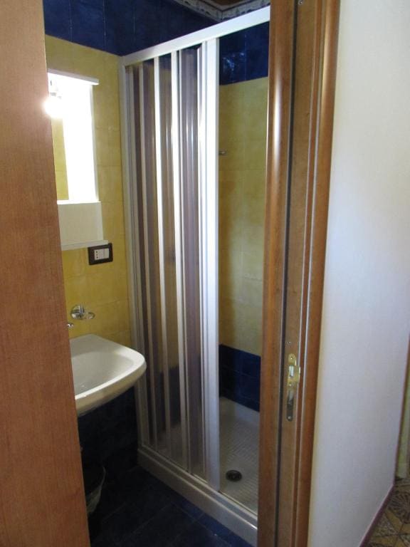 King Room with Balcony room - Image 3
