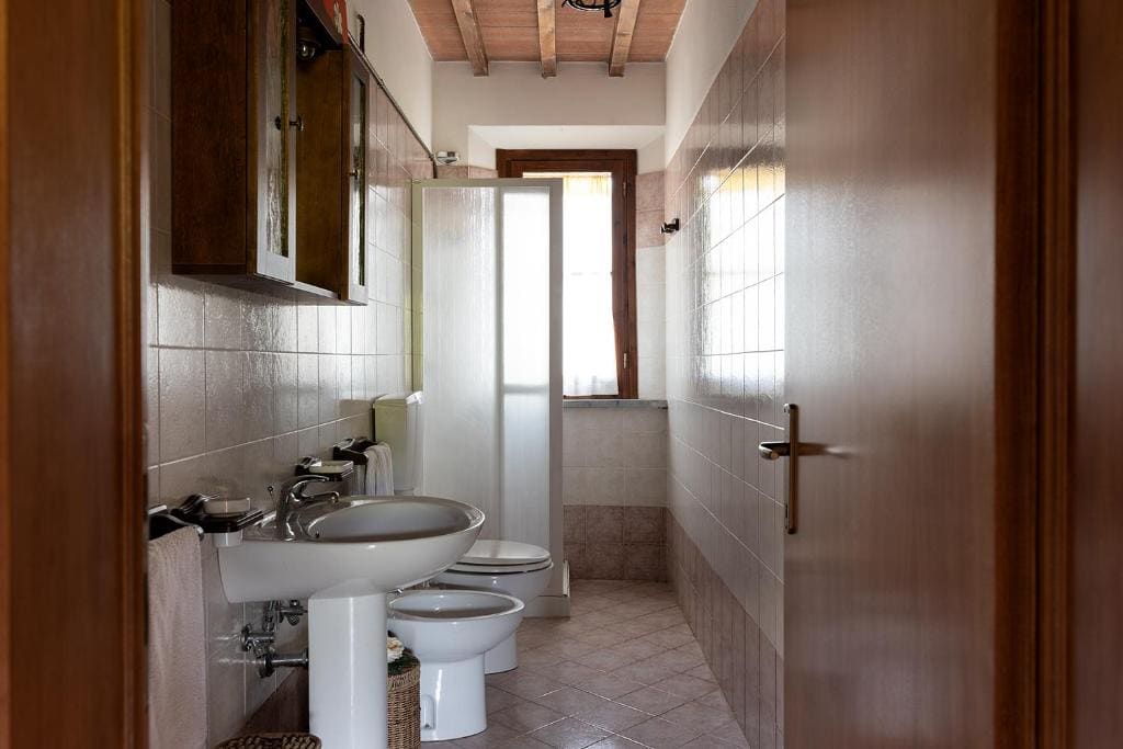 Large Double Room room - Image 1