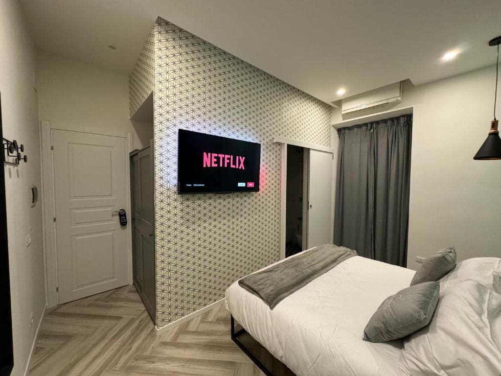Standard Double Room room - Image 3