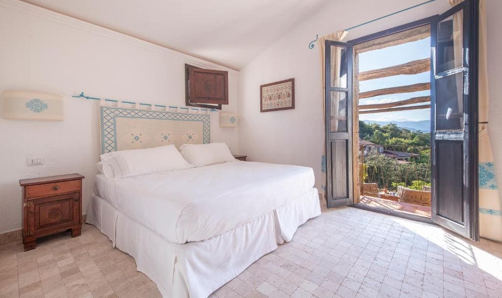 Superior Double Room with Sea View room - Image 1
