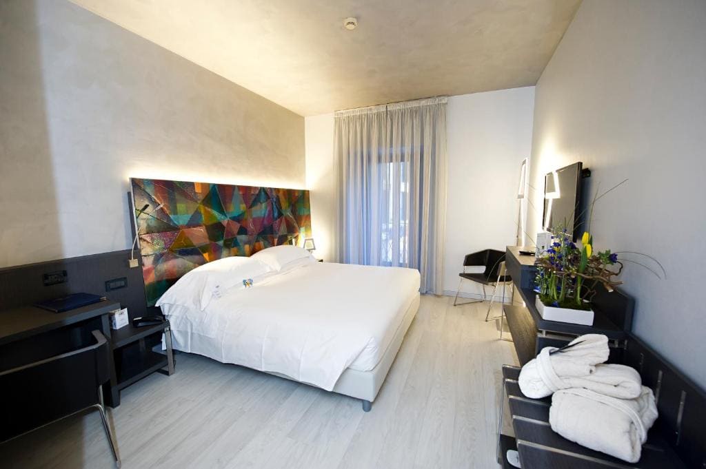 general room - Image 3