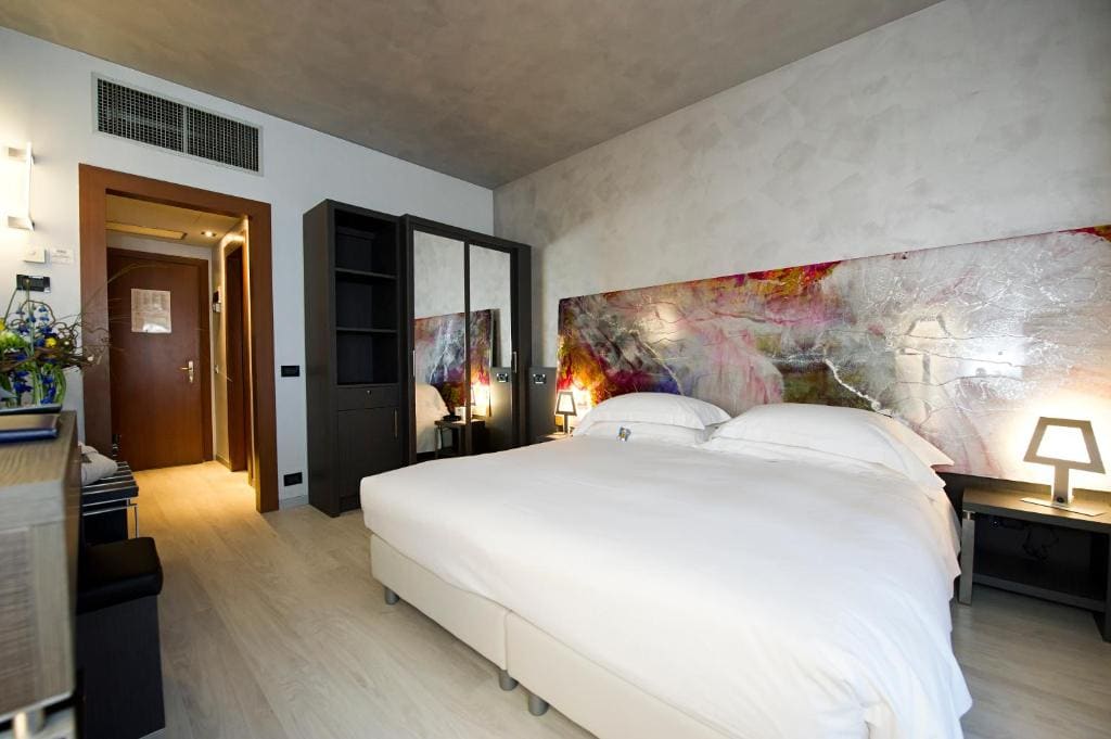 general room - Image 2