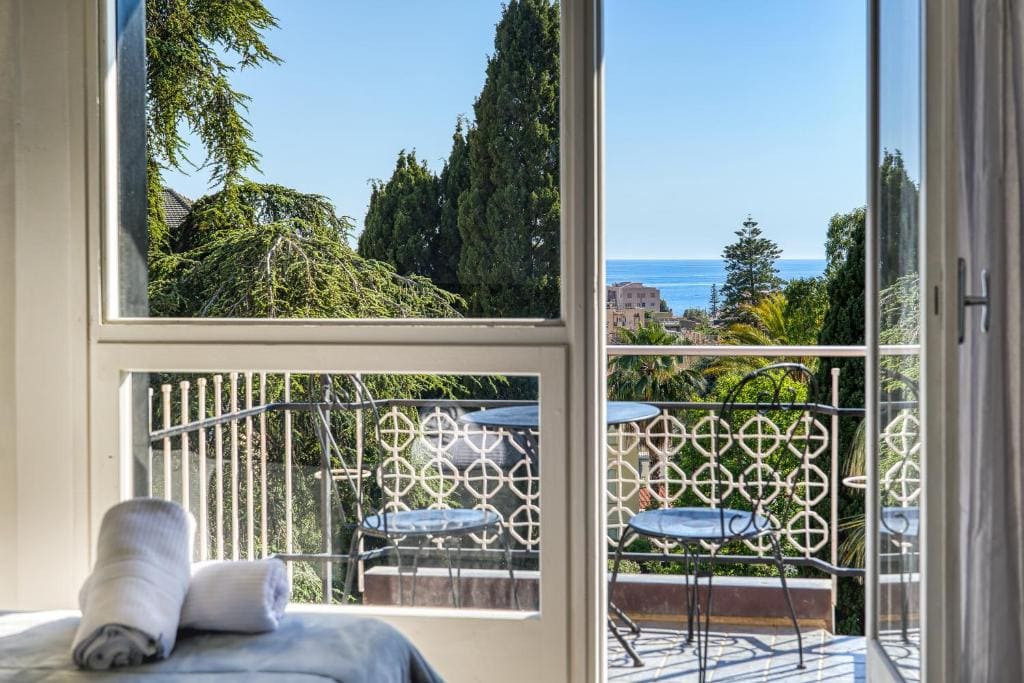 Double Room with Sea View room - Image 1