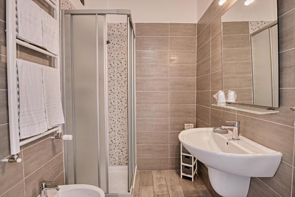 Standard Double Room with Garden View room - Image 1