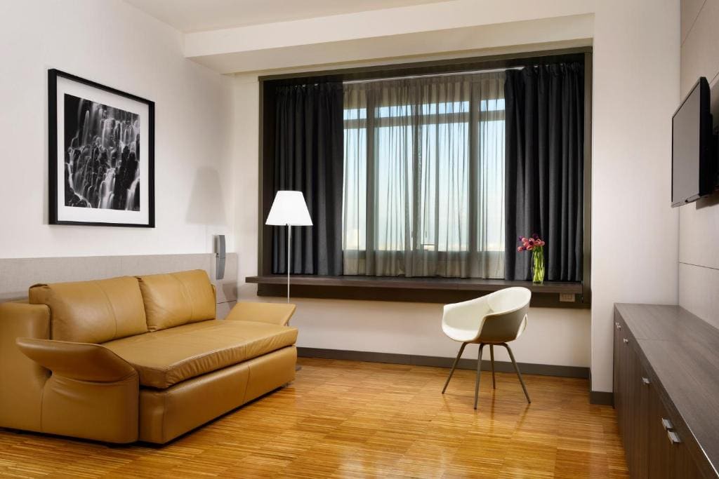 Suite Twin room - Image 3