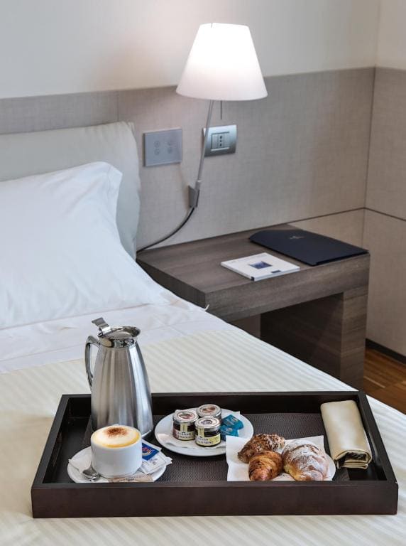 Classic Double Room room - Image 3