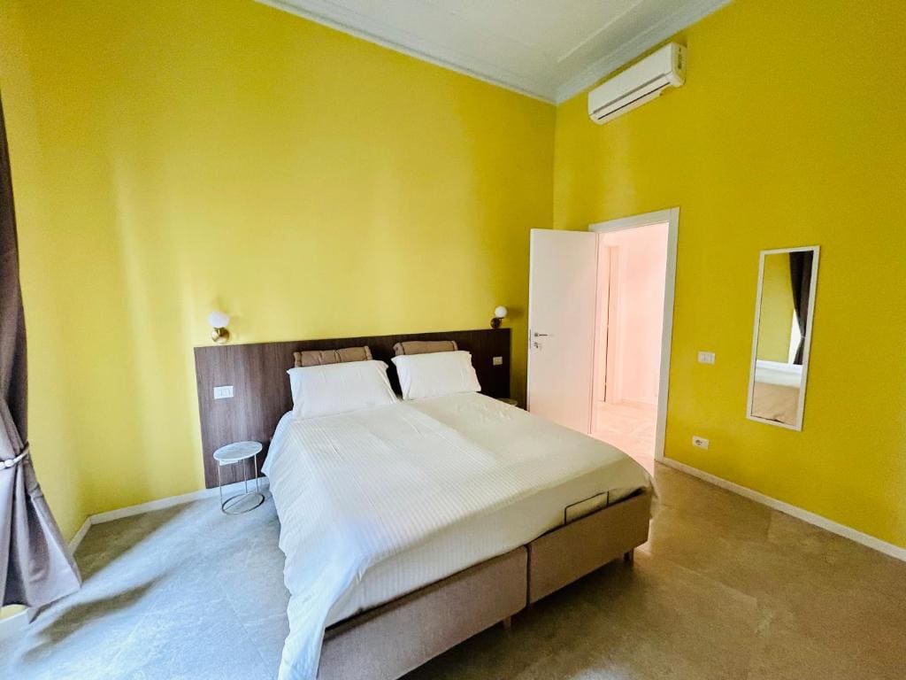 Deluxe Double or Twin Room room - Image 2