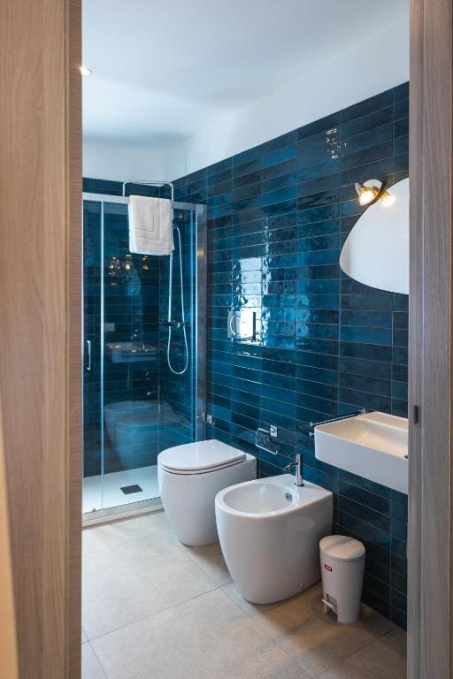 Deluxe Double Room with Sea View room - Image 1