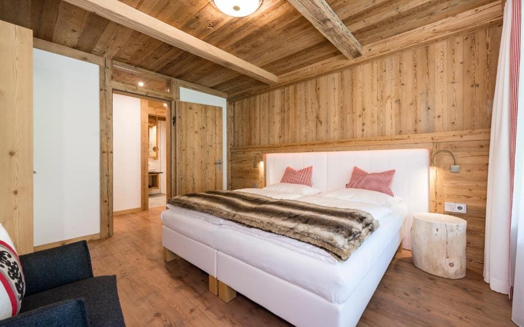 Two-Bedroom Apartment room - Image 1