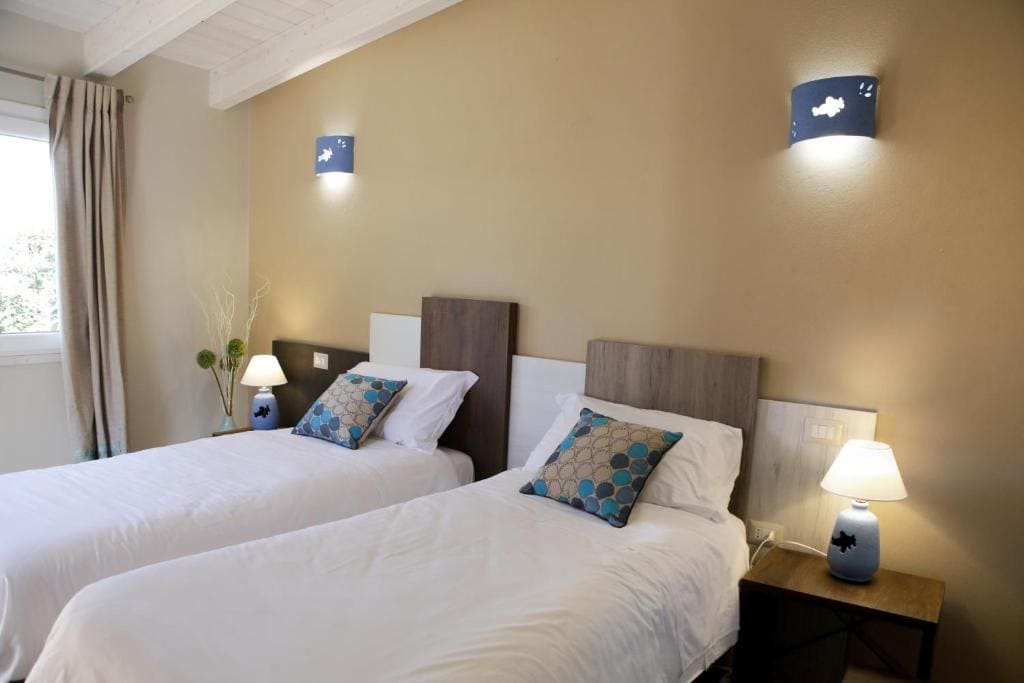 Double Room with Garden View room - Image 1